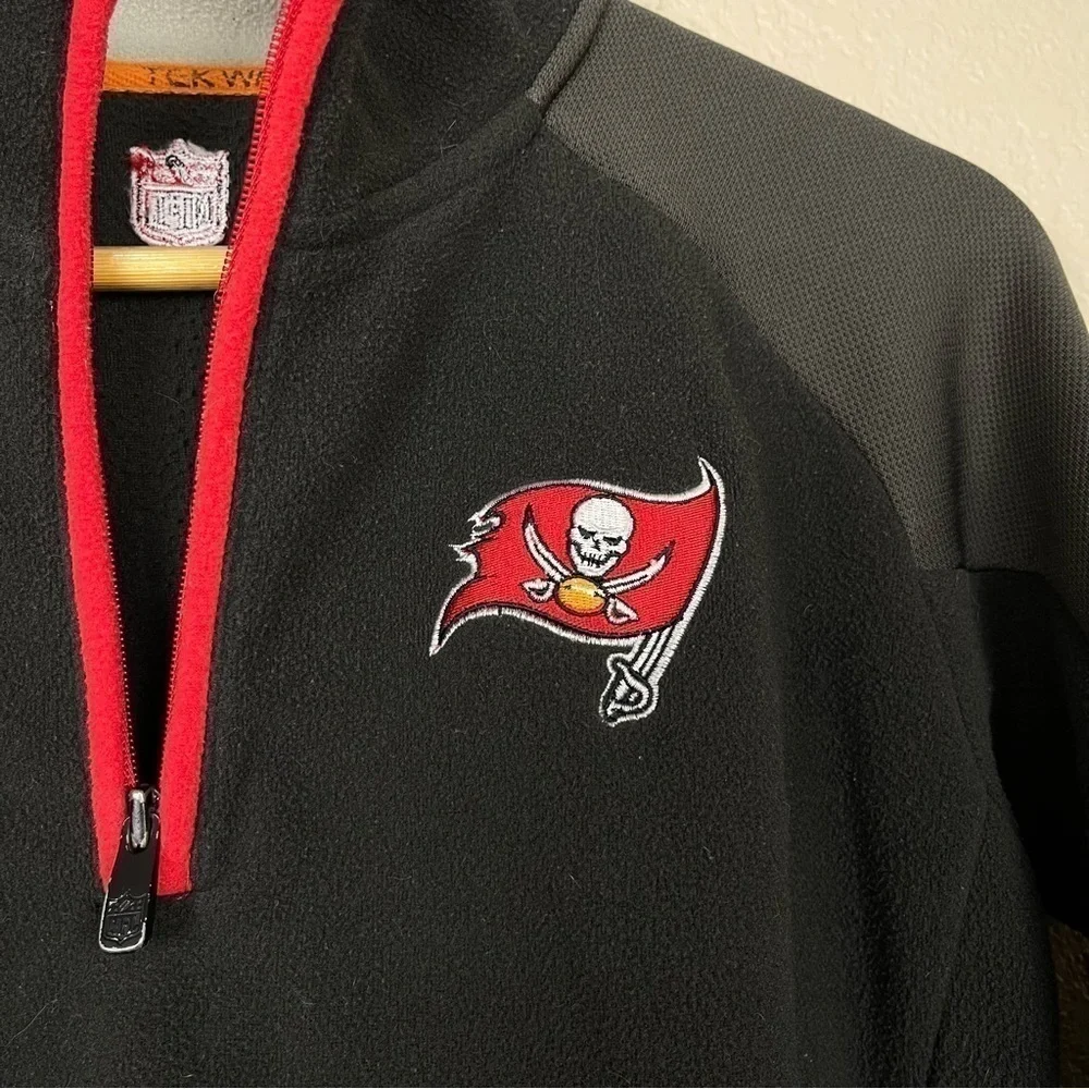 NFL Tampa Bay Buccaneers Long Sleeve 1/4 Zip Pullover Size Medium Women